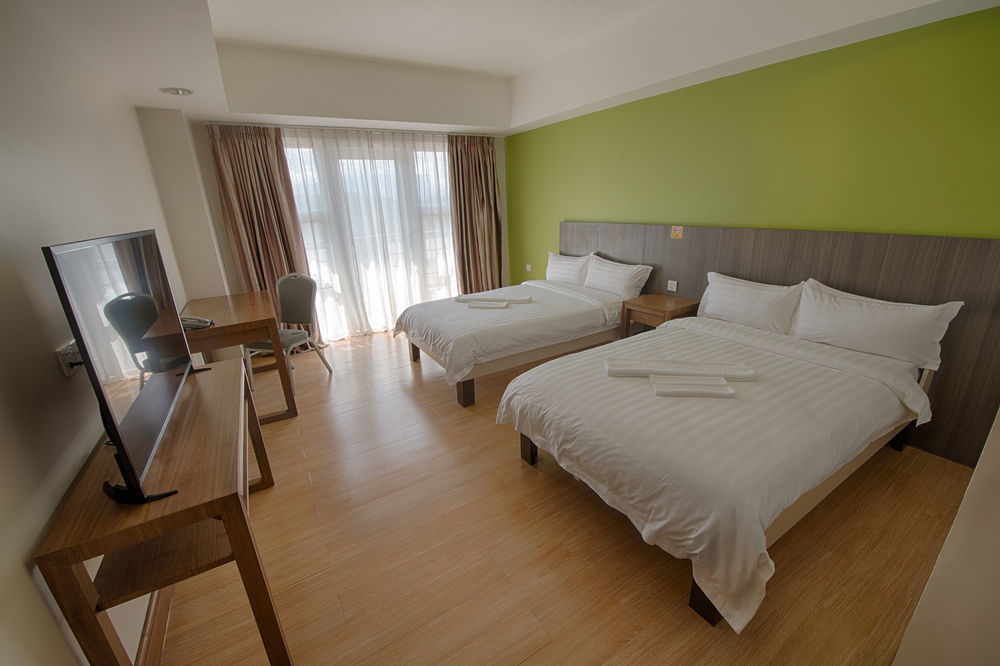 Newtown Plaza Hotel Baguio City Bagian luar foto
