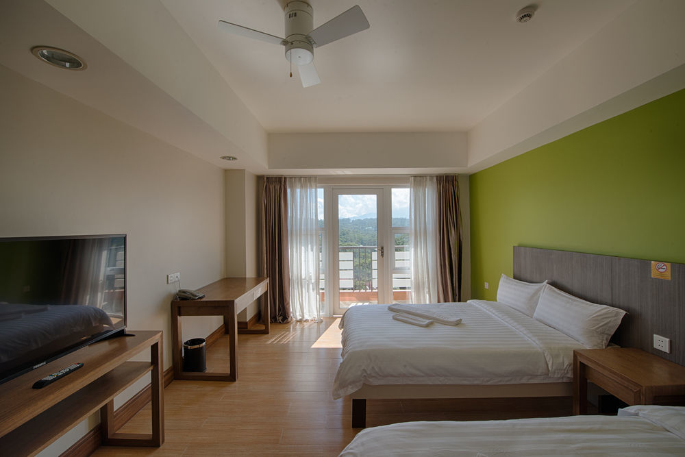 Newtown Plaza Hotel Baguio City Bagian luar foto